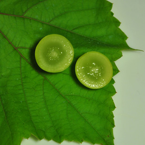 種が無く皮ごと食べられるシャインマスカット